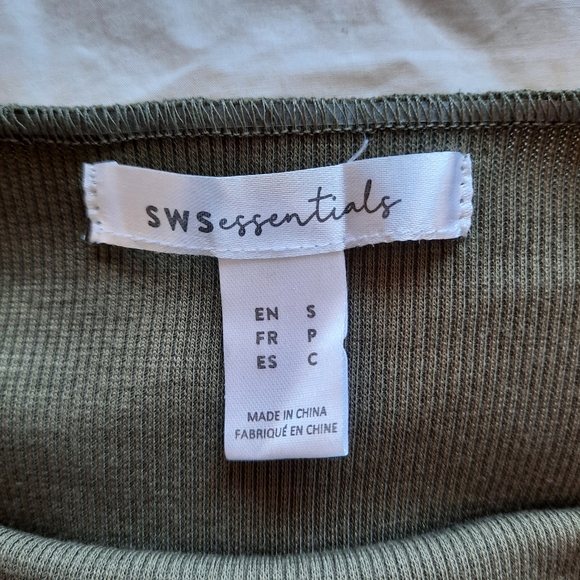 Chandail - Picture 3 of 3